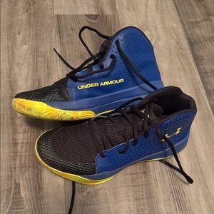 Under Armour Kids Sneakers in Blue and Yellow
